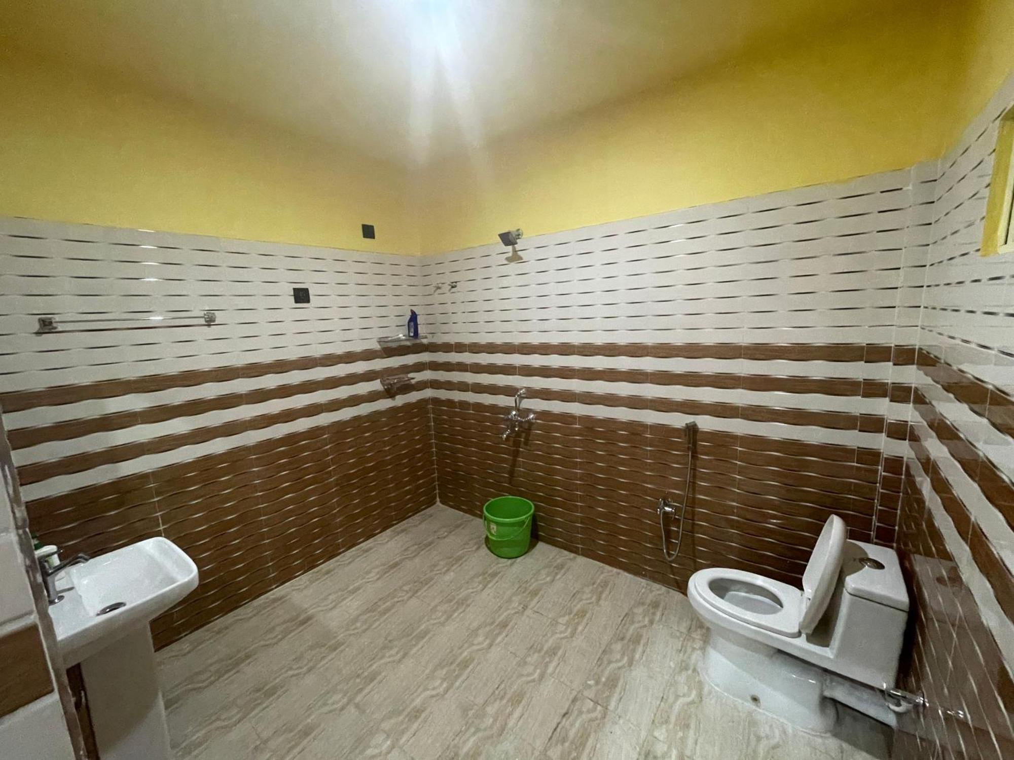 Deka'S Homestay Tezpur Екстериор снимка